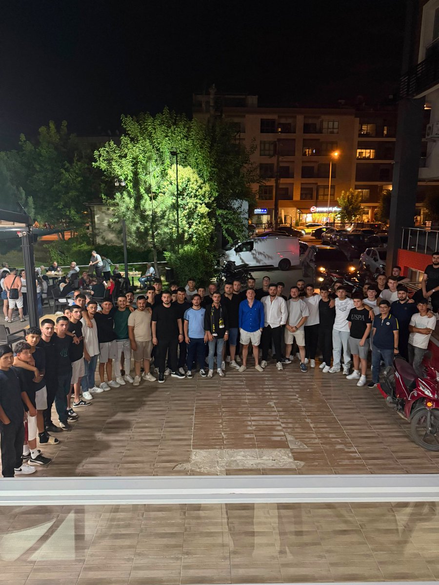 alituncgfb_'s tweet photo. SALİHLİ GENÇFENERBAHÇELİLER 
26-27 ⏳ https://t.co/7N9TRFqVfN