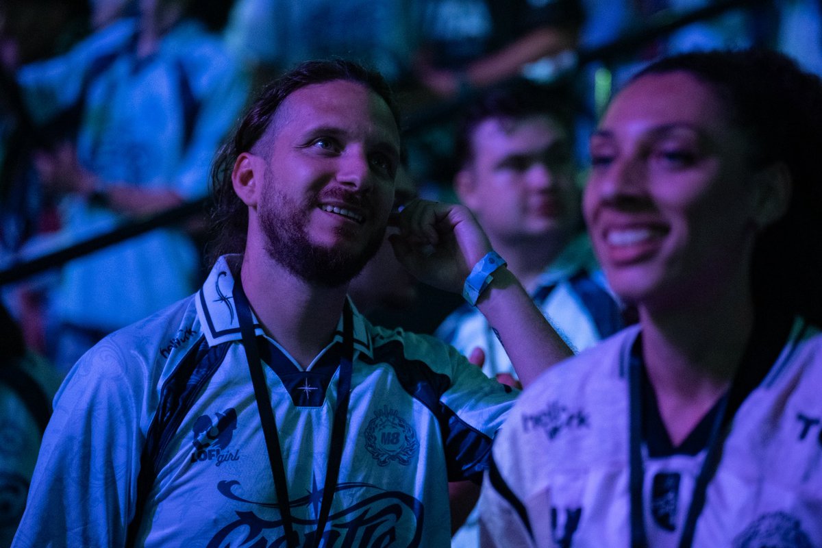 M8Nairolf's tweet photo. « Ne pleure pas parce que c'est fini souris parce que c'est arrivé »

.Major IV COD Paris.
Ma famille @gentlesuits ❤️
#M8WIN 

📸: by @lea_bertr (merci la GOAT🫶🏻) https://t.co/CZJaUqAdXQ