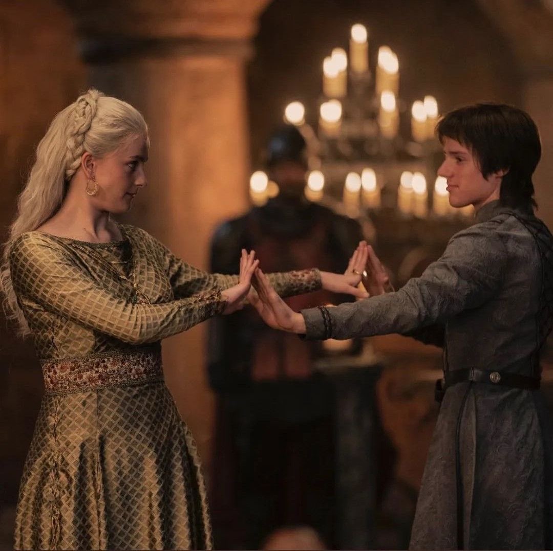 Joshwydd_'s tweet photo. How did they not think to wed these two? It would’ve ended the war before it started. https://t.co/Ooe37fcObs