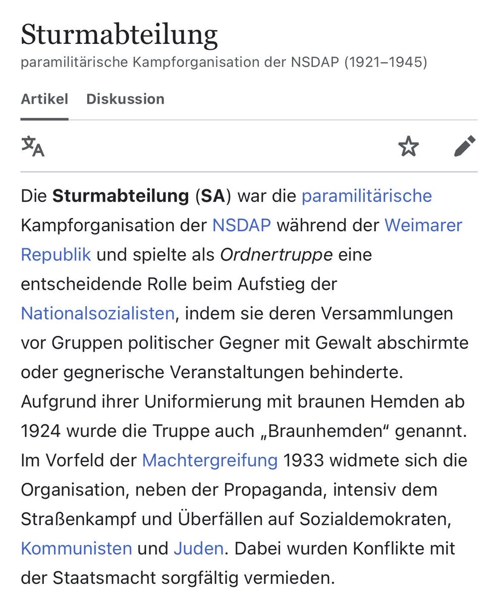 MaikSchmidie's tweet photo. @welt Das selbe faschistische Verhalten der SA-Sturmtruppen der NSDAP. https://t.co/LIkIAsRAyx