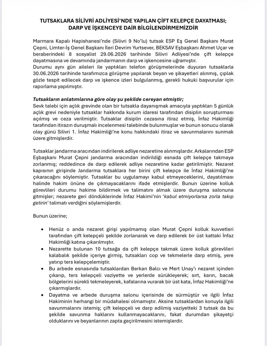EzilenlerinnHB's tweet photo. Tutsak müvekkillerimize Silivri Adliyesi’nde jandarma tarafından uygulanan çift kelepçe dayatması ve işkenceye dair bilgilendirme metnimizdir 👇

Çift kelepçe uygulaması keyfi ve onur kırıcı muameledir!
İşkence suçtur!
Dayanışmaya çağırıyoruz. https://t.co/seCXrA9Dco