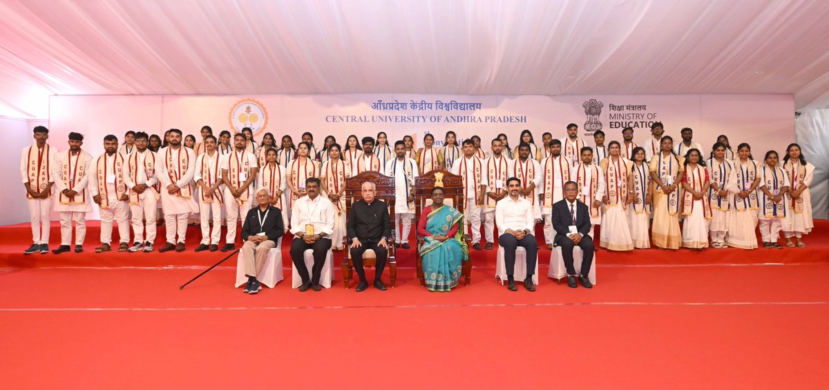 rashtrapatibhvn's tweet photo. President Droupadi Murmu graced the first convocation ceremony of Central University of Andhra Pradesh at Ananthapuramu, Andhra Pradesh. The President said that our learning-oriented, resilient and innovative youth are our precious national assets. By combining their knowledge with creativity, determination and a sense of responsibility, our youth can transform challenges into opportunities and contribute to building a more inclusive and prosperous India.