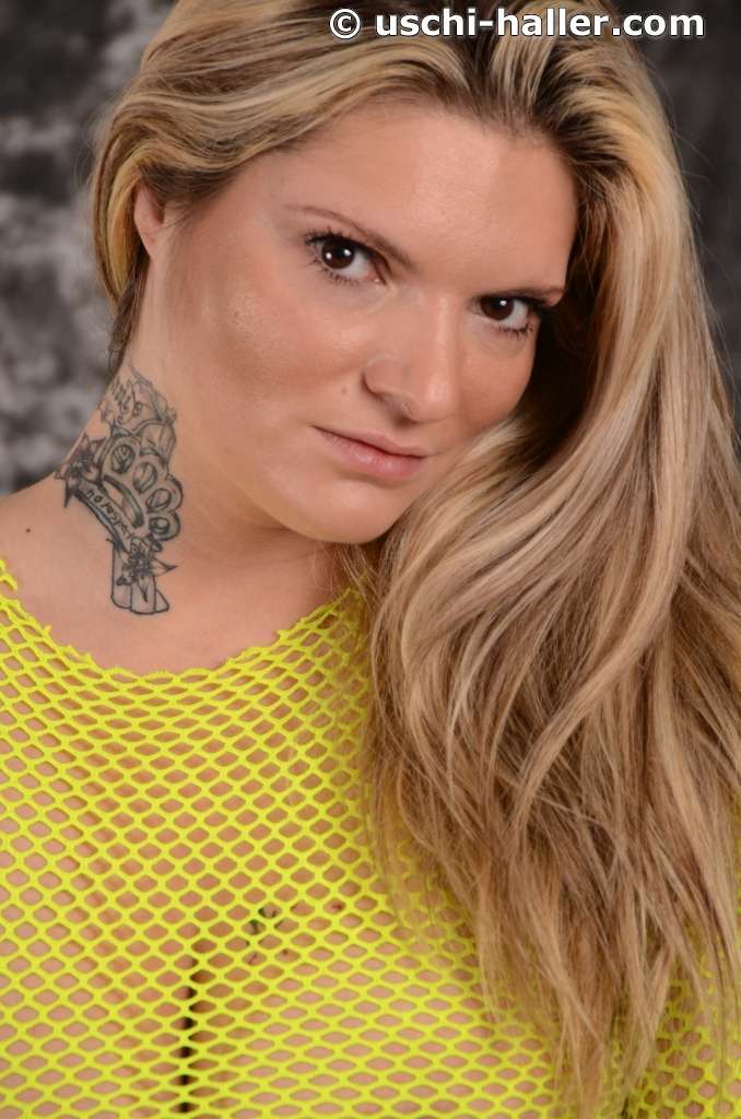 MayM325's tweet photo. Bei Uschi im Studio, das Foto gefällt mir😘

#ArabellaMay  #ArabellaMayAnal #ArabellaMayDP #ArabellaMaySandwich #UschiHallerProduktion #UschiHallerFilms #UschiHallerGangbang #UschiHallerStudio #ArabellaMayDoublePenetration https://t.co/NurP2GcUMa