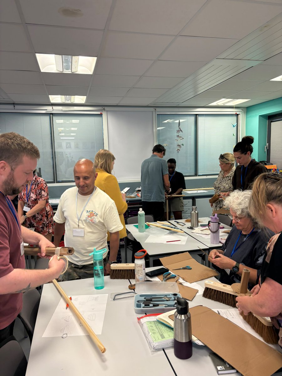 PTIEducation's tweet photo. At our D&T Enrichment Residential, teachers took part in hands-on workshops, including a session with @danino from @Fixpert.

The session introduced the Fixperts Learning Programme, exploring how user-centred design can help students to create products that respond to genuine needs🧹🛠️

A huge thank you to the Royal Commission for the Exhibition of 1851 for supporting our D&T Residential and helping us inspire D&T teachers across the country!