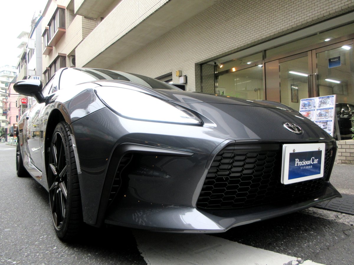 NSXNSX's tweet photo. GR86 RZ 2.4 6MT Magnetite-GrayMetallic
型式 3BA-ZN8  
ｴﾝｼﾞﾝ形式 FA24 
最高出力 235ps(173kW)/7000rpm 
最大ﾄﾙｸ 25.5kg・m(250N・m)/3700rpm  
種類 水平対向4気筒DOHC
総排気量 2387cc https://t.co/sj3wGsDldT