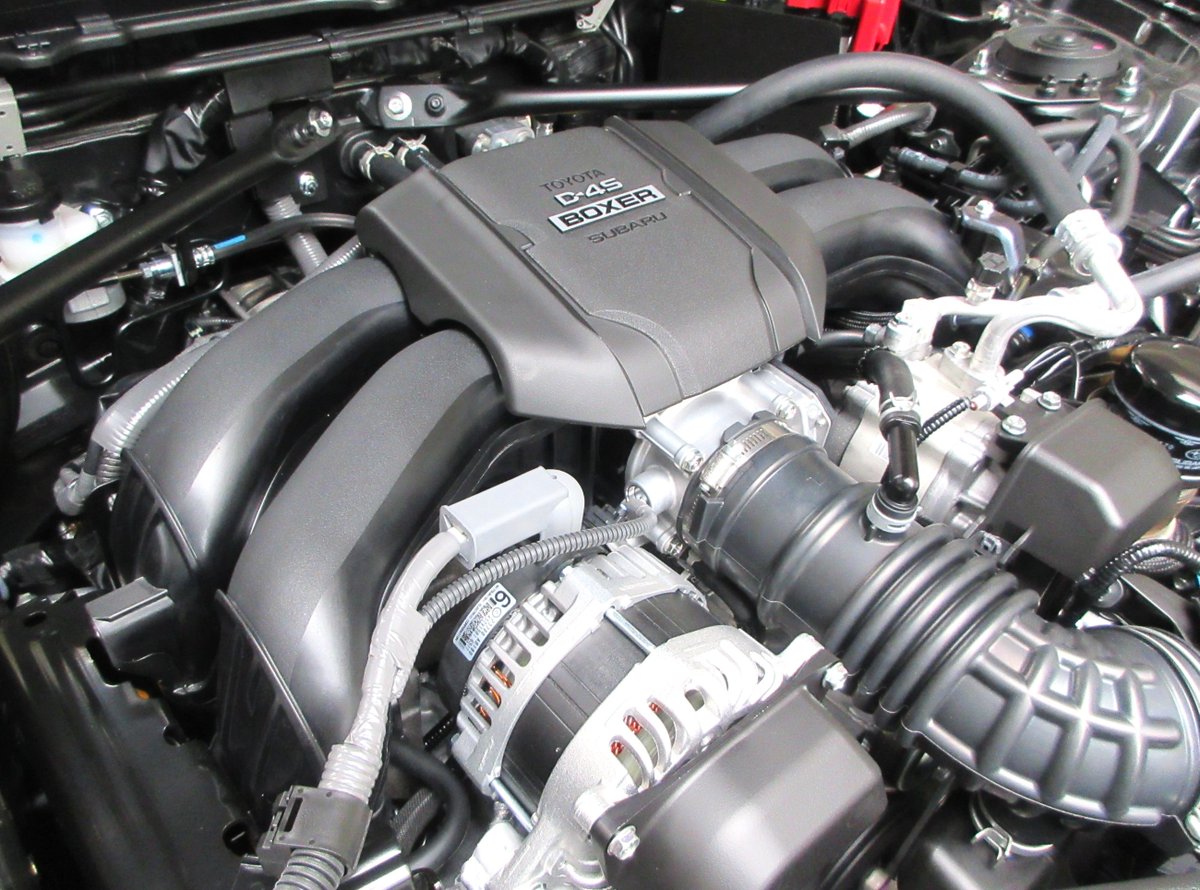 NSXNSX's tweet photo. ｴﾝｼﾞﾝ形式 FA24
最高出力 235ps(173kW)/7000rpm
最大ﾄﾙｸ 25.5kg・m(250N・m)/3700rpm
種類 水平対向4気筒DOHC
総排気量 2387cc https://t.co/BJrjRw7maF