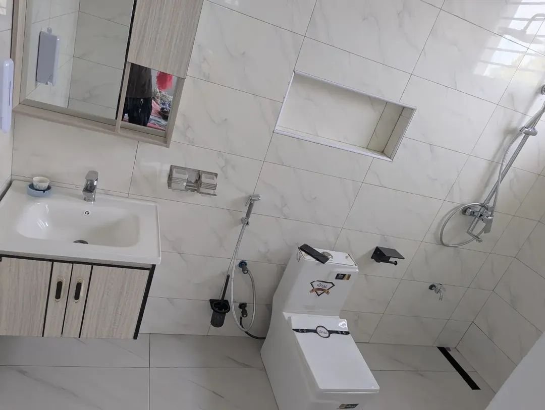 builderske's tweet photo. We supply and do installation of sanitary ware products.

Visit https://t.co/gcnD1AB0yc or contact 
0705909506 https://t.co/2yublQopsY