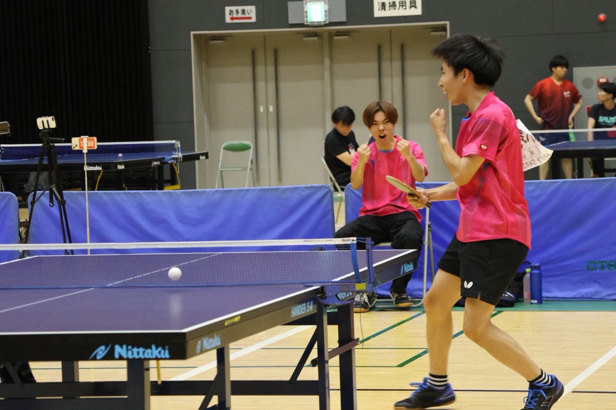 MUE_TTC's tweet photo. 6月13.14日に福島県南相馬市で東北学生選手権大会に参加してきました！

結果を報告します。
男子ダブルス
中野・菅原　3回戦敗退

男子シングルス
小野寺  4回戦敗退
菅原、時雨、立澤　3回戦敗退

女子シングルス
細谷　3回戦敗退

去年より多く部員が参加し、いい成績を残すことができました！ https://t.co/fF4HCEFxpJ