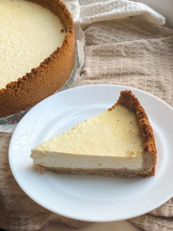 daily_dolce's tweet photo. Cheesecake is not loved enough https://t.co/yy4kkFHACS