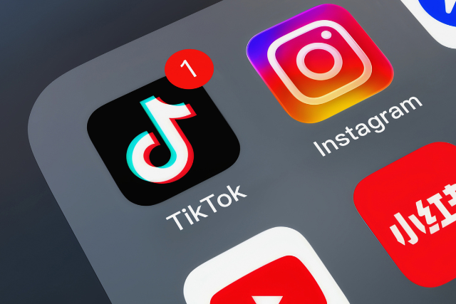 PatentLawyerMag's tweet photo. TikTok Real and anti-counterfeiting enforcement.
Read the full article here ➡️ https://t.co/xeWJ3NZlWI
#patent #lawyer #tiktok #tiktokshop #tiktokreal #anticounterfeiting #counterfeitgoods #dupes #IPprotection #IP https://t.co/xObngTZoqg