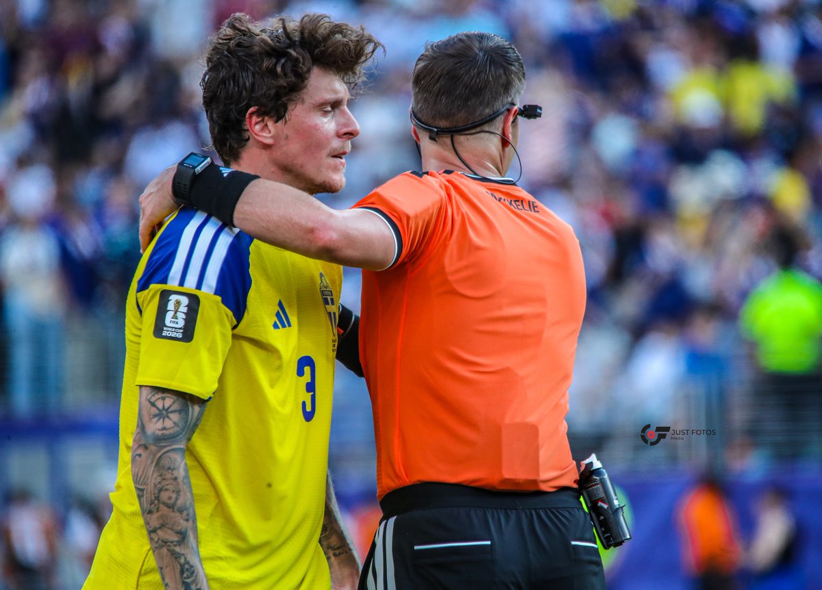 Justinaaniefiok's tweet photo. The toughest moments in football aren’t always the tackles, they’re the tears after the final whistle.

Sweden’s World Cup journey came to an end, with teammates, opponents, and referees showing respect and compassion in a moment of heartbreak.

#fifaworldcup2026 https://t.co/WE1NSlNQLq