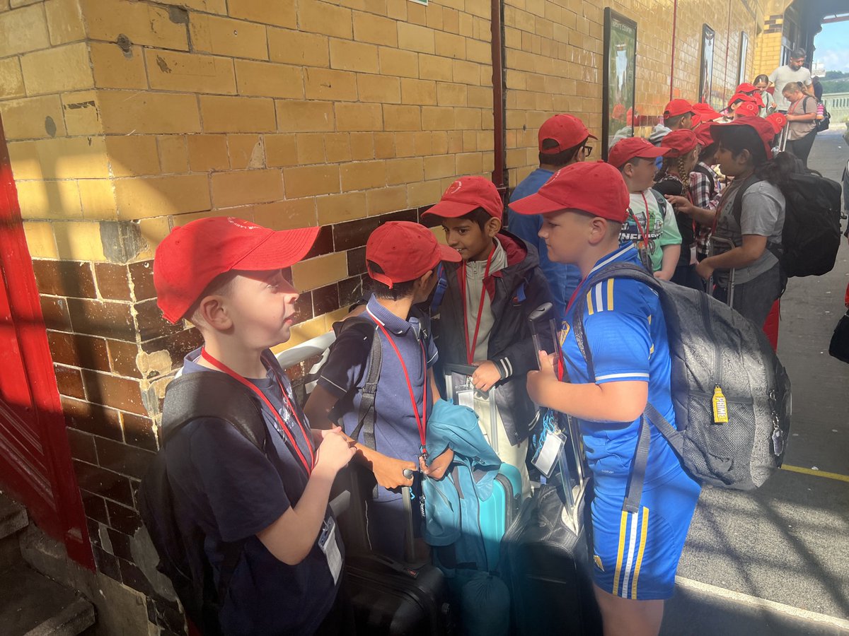 olvschool's tweet photo. Y4 are starting their adventure to Halton Gill!!! Best parents ever for being so prompt this morning!!! Keep your eyes peeled for more photos!! #bestdaysoftheirlives #olvy4 https://t.co/XxC6riP7Fs