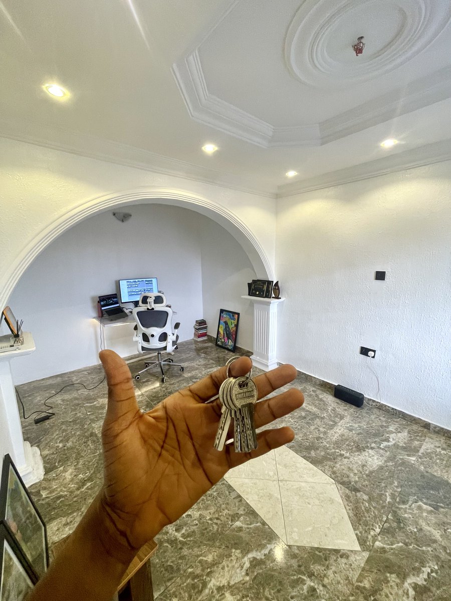 mobryan_'s tweet photo. New crib 🔑
Thank you God. Thank you Figma. https://t.co/a2BrDKQlJ2