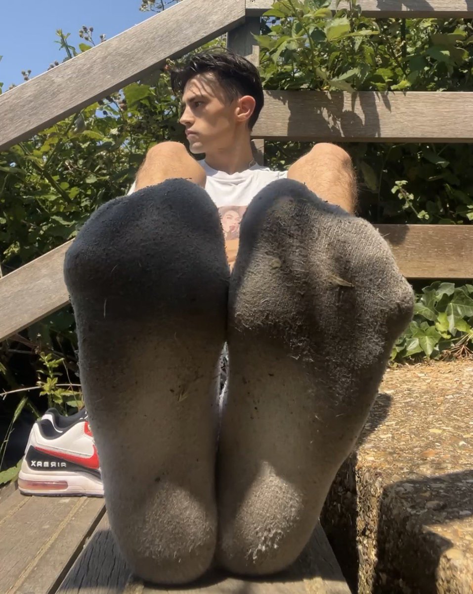 ukfootlads's tweet photo. Morning subs…

Who’s going to be first to send today? You may even get a sneak at the soles… 😈 impress me!! 🤑https://t.co/NQhsmqESNq https://t.co/MtWUwxI6s2