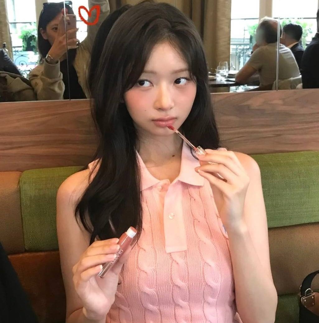 Jovsidion's tweet photo. eits ✋😹🤚 https://t.co/79wdjSd4JN