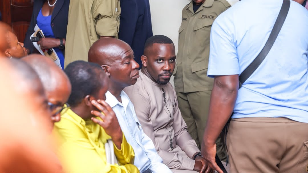 NupQuin's tweet photo. LOP @JoelSsenyonyi joins other leaders at Luzira Magistrate’s Court for the bail application of Hon Miria Matembe https://t.co/7klmeYfzCI