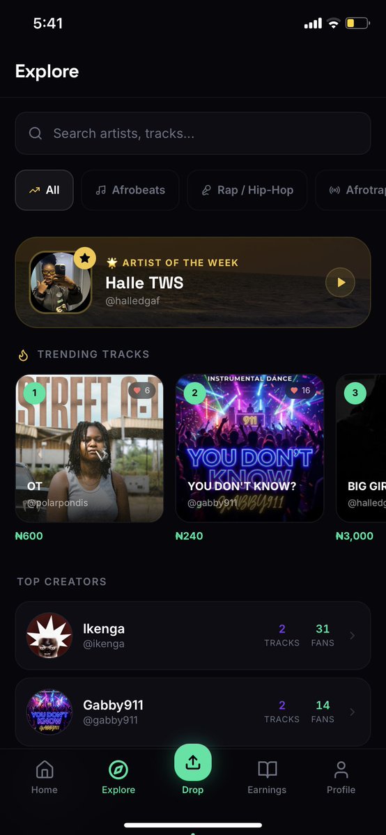 soldoutv2's tweet photo. @halle_dgaf the walking sample is crushing it this week as the artiste of the week and top 3 most sales on soldout. With her exclusive drop “BIG GIRLS DONT CRY”
🎖️LFG good music is worth buying … https://t.co/UEN5PlmyQB