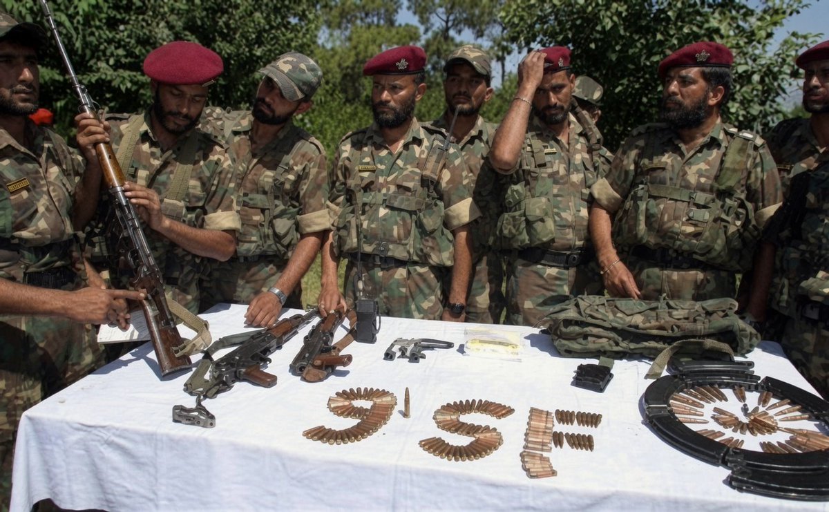 AlphaCompany_'s tweet photo. 🧵 Today We Remember the Men of 9 PARA (SF). 🇮🇳 https://t.co/A21nx5Ai6g