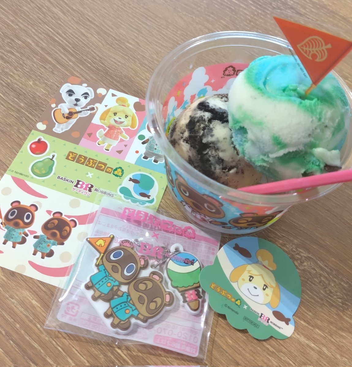 okute0513's tweet photo. コラボフレーバー美味しかった🍨つぶまめチャーム、ジェラピケコラボポーチにつけたら可愛らしさ倍増♥お持ちでしたら是非付けてみてね😘
＃あつ森
#サーティワン https://t.co/b6MrhPrxoy