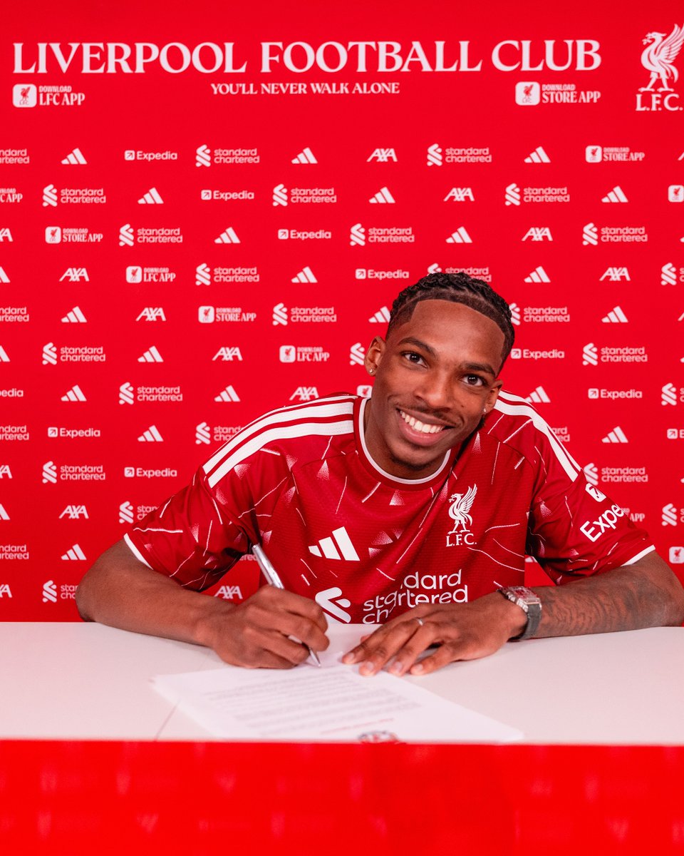 LFC's tweet photo. ✍️