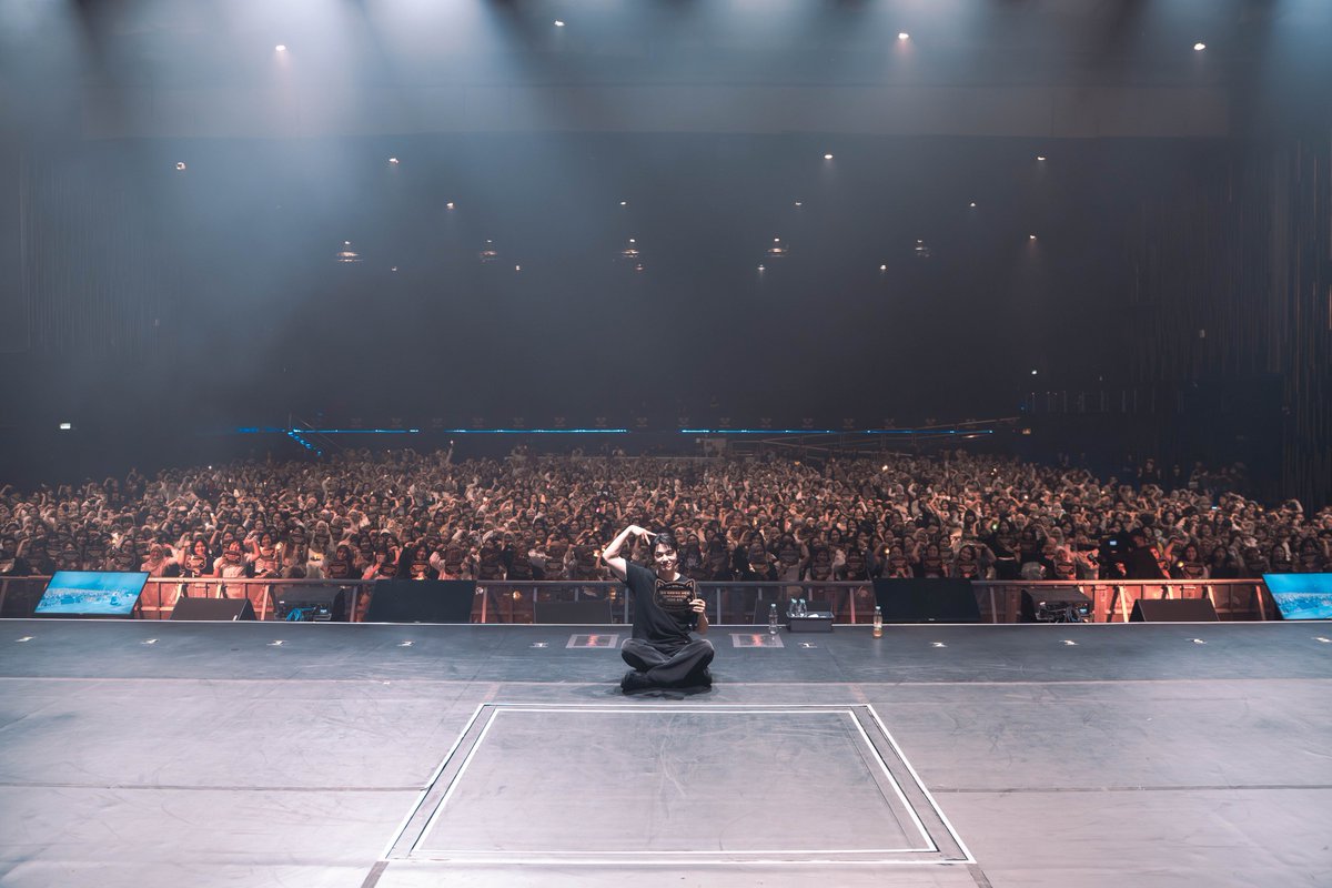 k_popped's tweet photo. [OFFICIAL PHOTOS] Kim Myung Soo (L) Unchanged Fancon Asia Tour In Kuala Lumpur

#김명수 #KIMMYUNGSOO #엘 #L #UNCHANGED #KIMMYUNGSOOINMY #KIMMYUNGSOOINKL #TrexStudio https://t.co/Gw73FxJ1RZ