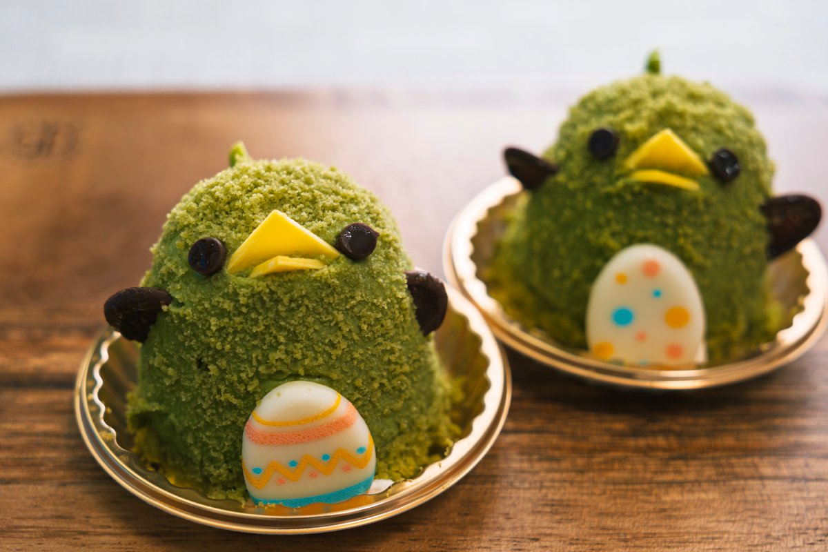 rin_14302's tweet photo. 恐竜ぴよりん🦕
今年も福井からやってきた恐竜姿のぴよりん
さっぱりなあんこが入っていて和風な味(*´ `)
#ぴよりん https://t.co/vaYXXUcX8n