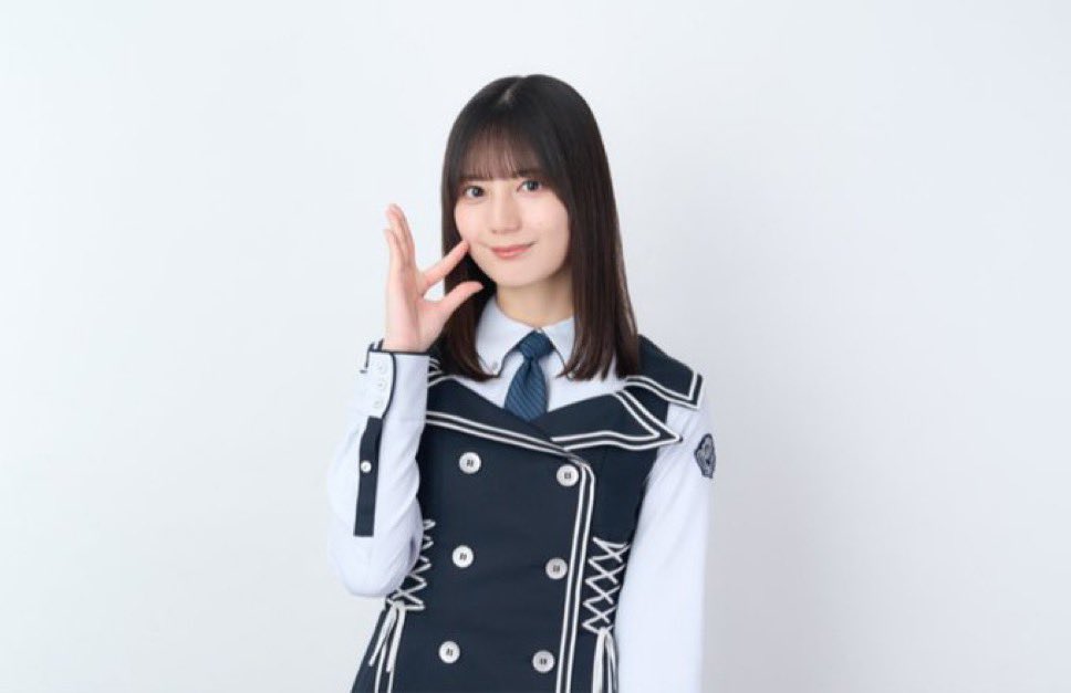 g9_10_'s tweet photo. お⁉️グリーティングいつもと違う🙄
でも菜緒ちゃん相変わらず可愛い☺️
#小坂菜緒 https://t.co/zLSCPvShRb