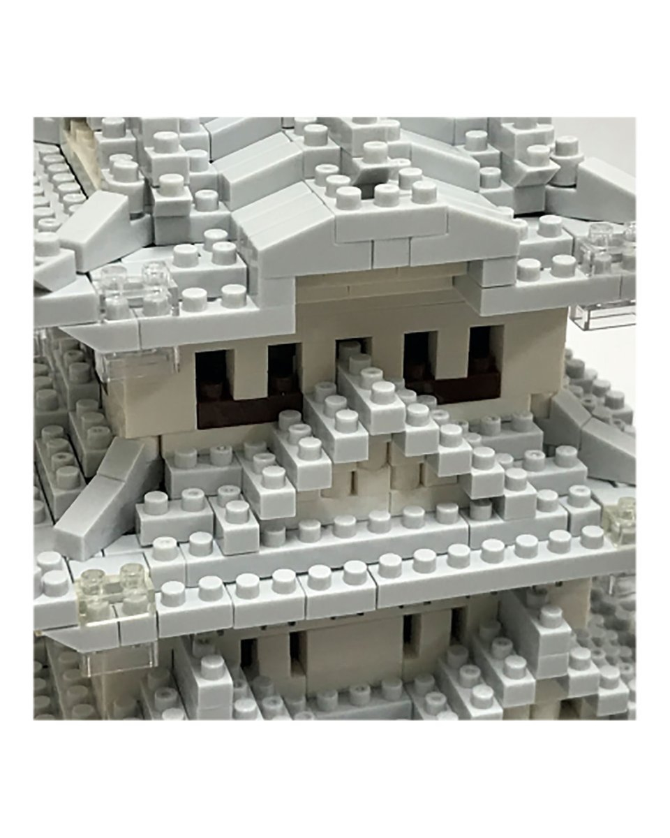 nanoblockmen's tweet photo. 🌙 大天守も忠実に再現。
🌙 5,200ピースの大ボリュームで、作りごたえ抜群✨
🌙 ナノブロックのあらゆるパーツを駆使して仕上げたディテール。
ぜひチェックしてくださいね🏯🌕✨
#nanoblock
#姫路城
#HIMEJICASTLE https://t.co/eizLCapoMH