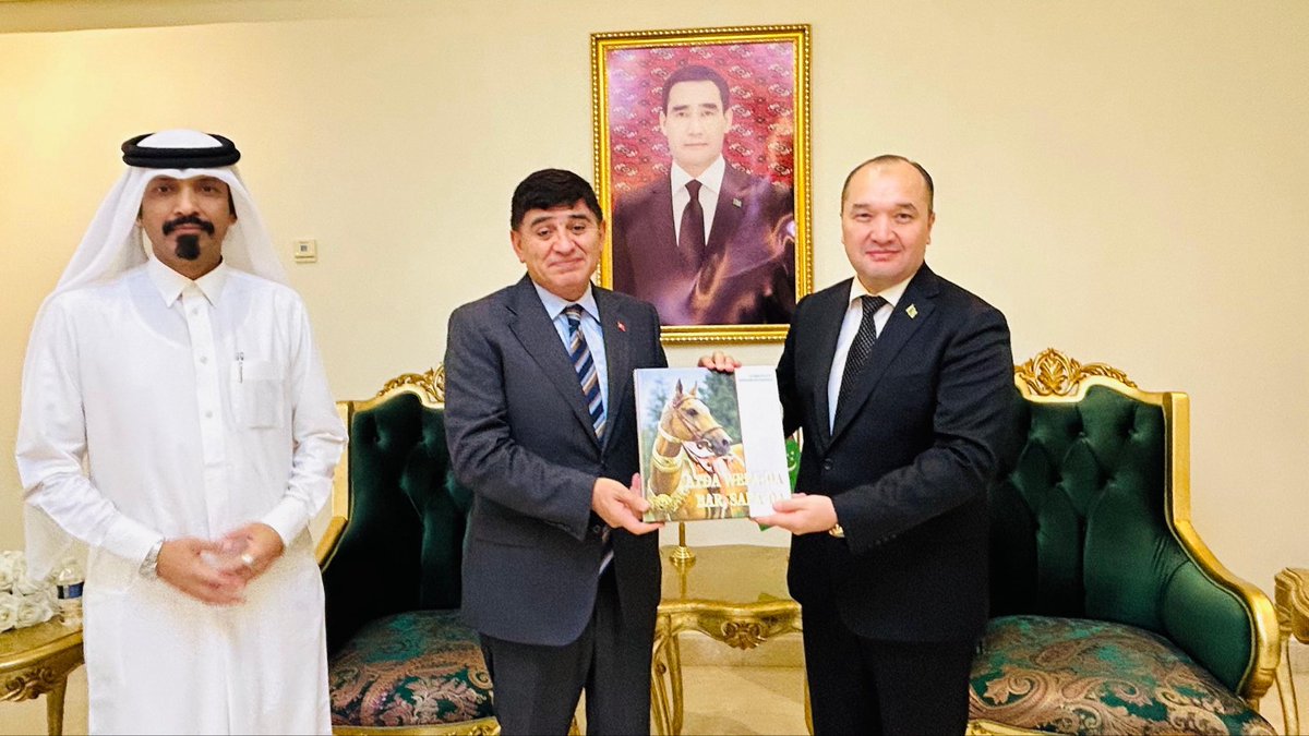 TC_DohaBE's tweet photo. Büyükelçi Dr. Mustafa Göksu, Türkmenistan’ın Doha Büyükelçisi Myratgeldi Seyitmammedov tarafından onuruna düzenlenen etkinliğe iştirak etmiştir. https://t.co/GPJ5Ueykx0