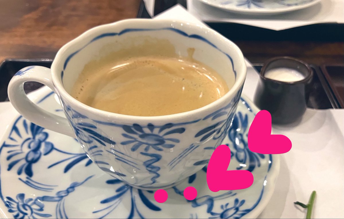 Gclefmn's tweet photo. 久しぶりに歌ったら
声がカサカサ‥鳴らなくて焦る😓
明日はボイトレ日だから
声のメンテナンスをしなくちゃ…🎶
今日もお疲れ様でした🍀 https://t.co/fJg9exK9da