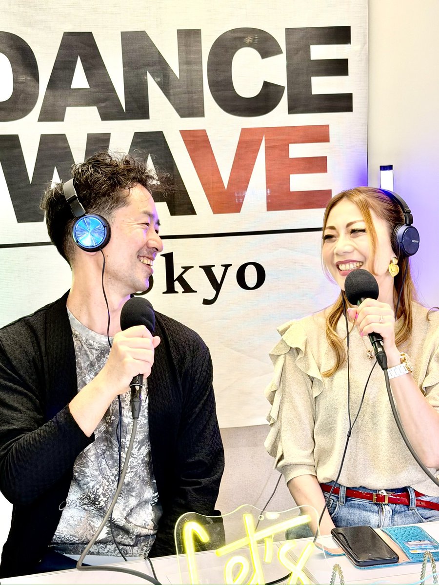 TProdancer's tweet photo. 📻✨【ラジオ出演のお知らせ】✨

このたび、ご縁をいただき
『DANCE WAVE』に出演させていただくことになりました！

📅7月 毎週水曜日（全5回）
🕗20:00〜放送
🕛24:00〜再放送

🎧 ダンスウェーブ
@dancewave836

ぜひお聴きいただけたら嬉しいです😊

⬇️収録の裏話です
#ダンスウェーブ #DANCEWAVE https://t.co/FpEbpBDpN8