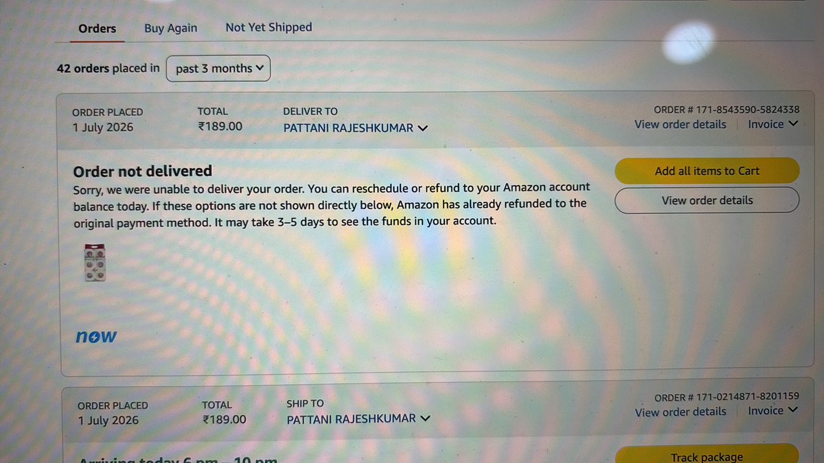 Pattraje's tweet photo. Dear @amazonIN this order was not delivered for the foolishness of your delivery guy. He went to a different address other than the one showed in the order. He called me &amp; I told him to reach the address given in the order and he knew the address. What kind of people do u employ? https://t.co/y98eTV1Ts8