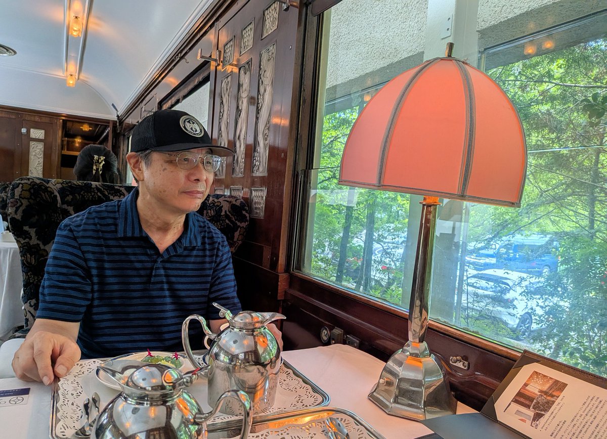 jediham1's tweet photo. オリエント急行でアフタヌーンティーして来ました🫖 https://t.co/8mG40xDMx4