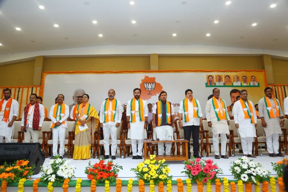 BandaCR's tweet photo. Hon’ble National BJP President Shri Nitin Nabin ji inaugurated the Telangana BJP State Executive Meeting in Ghatkesar 
Here are a few glimpses.

#BJPTelangana https://t.co/vFsUekddiu