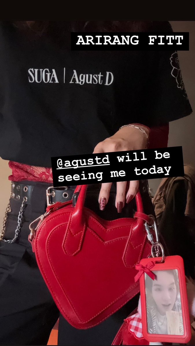 nvrhvppy's tweet photo. #ARIRANG_DAY OOTD https://t.co/y7NEEa2H4n