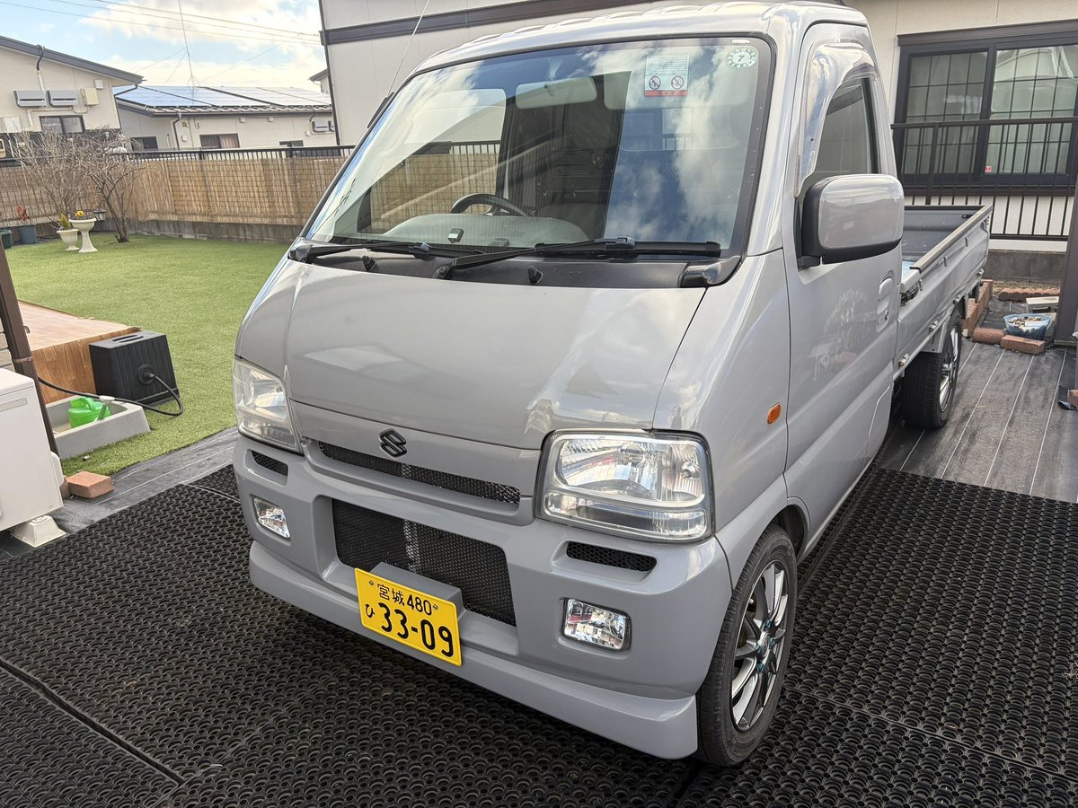 rodo80sx's tweet photo. キャリートラック　メーター読み18.6万キロくらい

ワゴン用ターボ載せ替え
エンジンブローにて、不動
エブリィー顔　エブリィ内装
ロールバー
スズスポバンパー
ワンオフマフラー
社外サス
ワゴンから移設したPW気まぐれ
15万円
抹消済み

#車うります https://t.co/1Lm6tDQ9a1