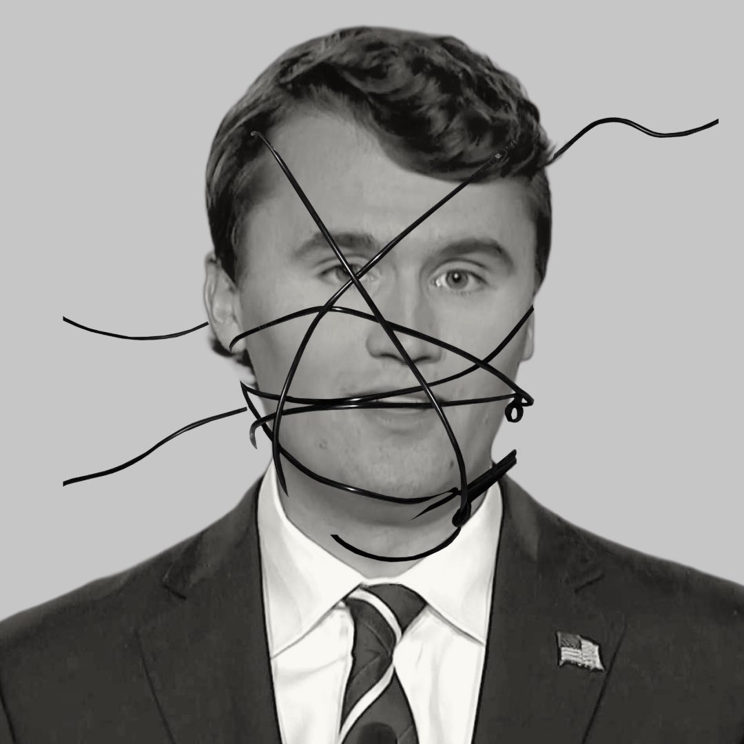 ohiojesustwink's tweet photo. This #RebelHeart hurt his neck https://t.co/VISXDPvk2c