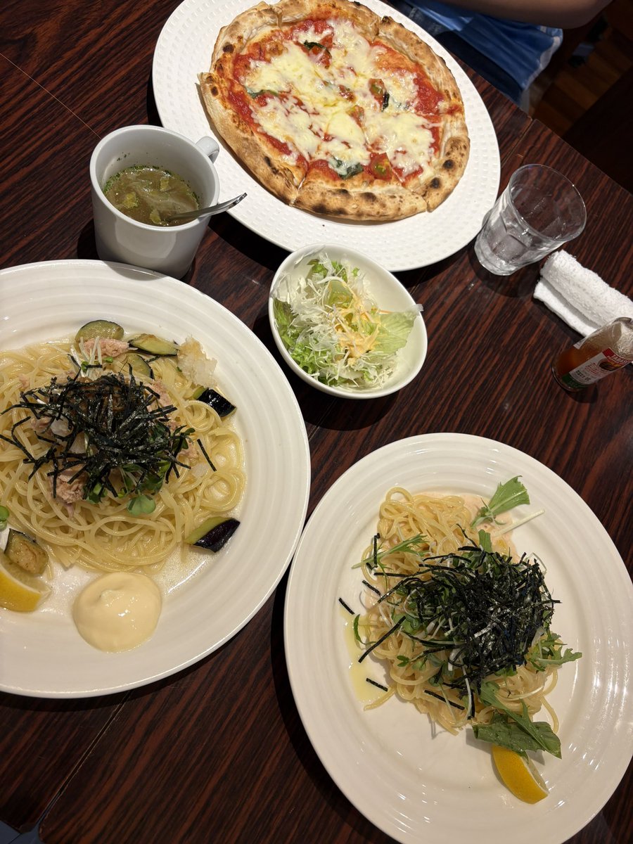 jubilo35's tweet photo. まだ時間あるから腹ごしらえ😋🩵🩵🩵
いただきます✨✨✨ https://t.co/IxrYyKVRmm