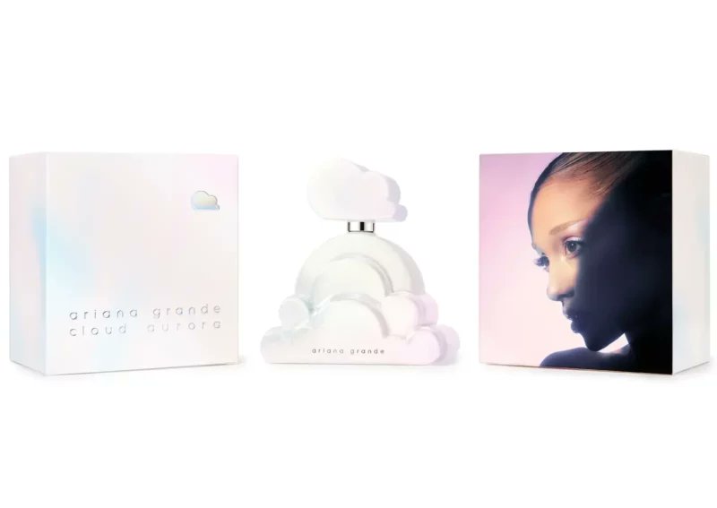 Nichedrop's tweet photo. جديد✦ | Cloud Aurora by Ariana Grande
مقدمة العطر: سكر مغزول، كشمش أسود، ومسك ناعم.
 قلب العطر: بتلات مغموسة بالفانيليا وأخشاب دافئة. 
قاعدة العطر: دخان الفانيليا وعنبر ذهبي. https://t.co/2RXafqrFU7