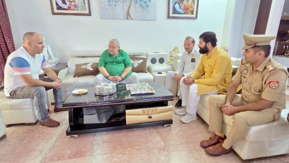 VivekPremi's tweet photo. भारतीय जनता पार्टी के वरिष्ठ नेता, पूर्व राज्यपाल एवं पूर्व कें���्रीय मंत्री श्री @KalrajMishra जी को जन्मदिन की हार्दिक शुभकामनाएं।

प्रभु श्री राम से आपके उत्तम स्वास्थ्य, दीर्घायु एवं सुयशपूर्ण जीवन की मंगलकामना करता हूं।

#ShamliKaVivek https://t.co/i6W5s9ZwNl