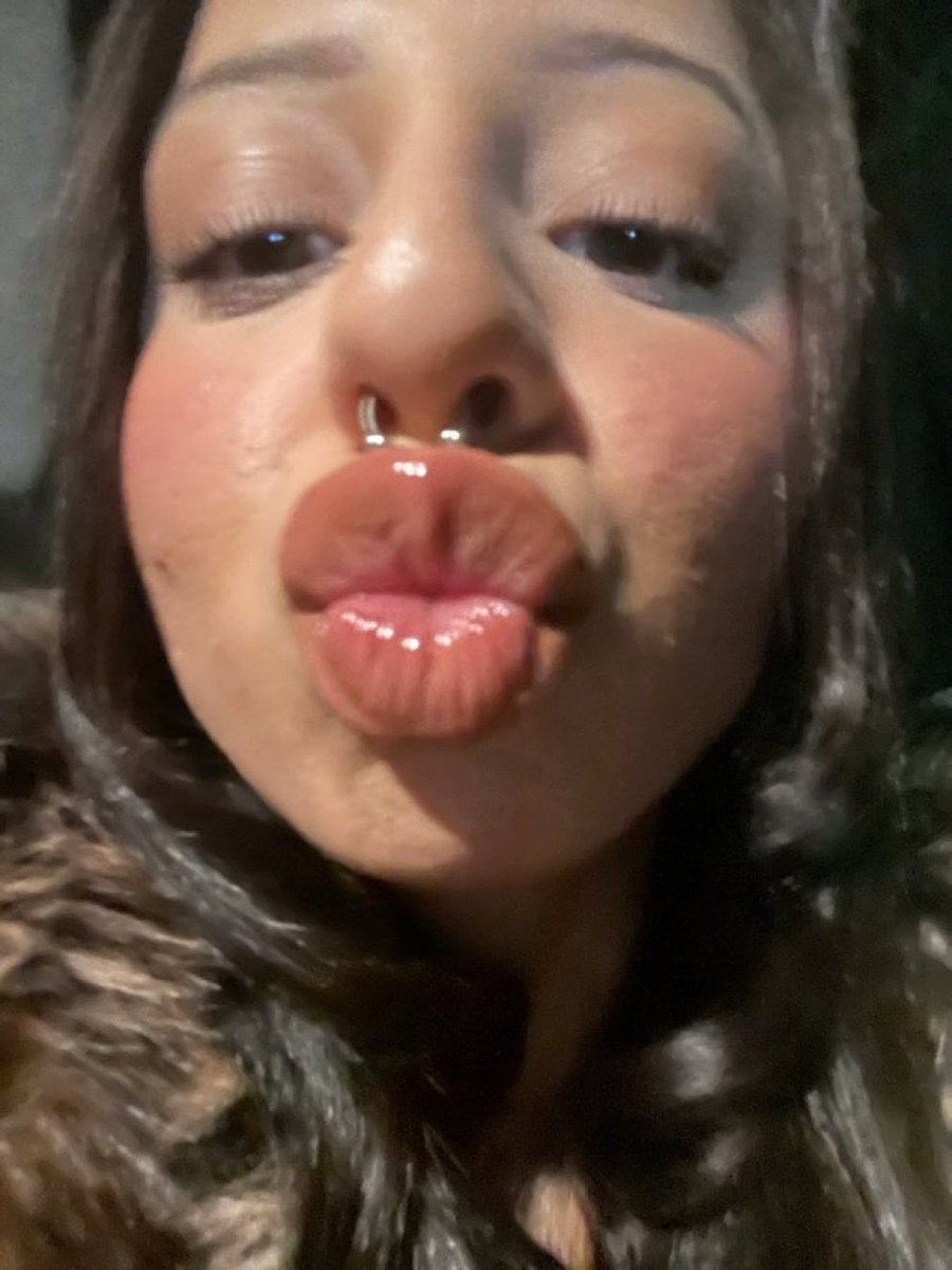 ruggtugrid's tweet photo. MWAH https://t.co/zBzyNAgv6x