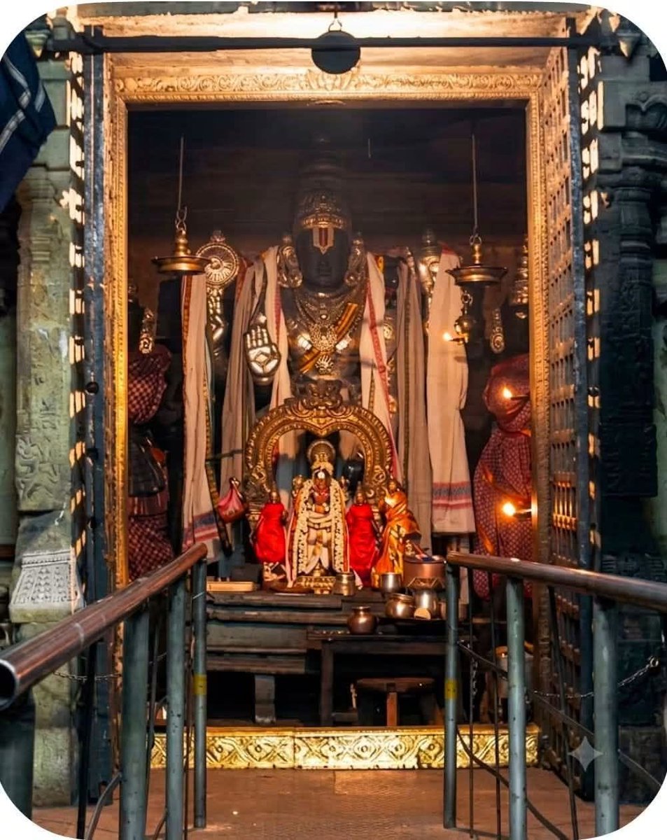 FCAACMA1976's tweet photo. Sri Perumpurak Kadal
Sri Bruhuthu Bahi Sindhu
Sri Bhakthavatasala Perumal

Thirukannamangai Divya Desam https://t.co/k3MKojfpKv