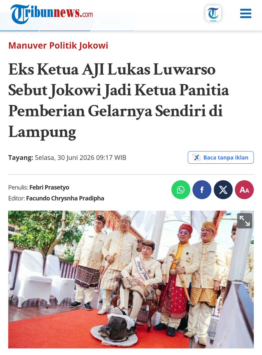 salam4jari's tweet photo. Kocak, ternyata panitia, penyandang dana sampai penerima gelarnya dia2 juga orangnya 😂 https://t.co/11ykkgHg01