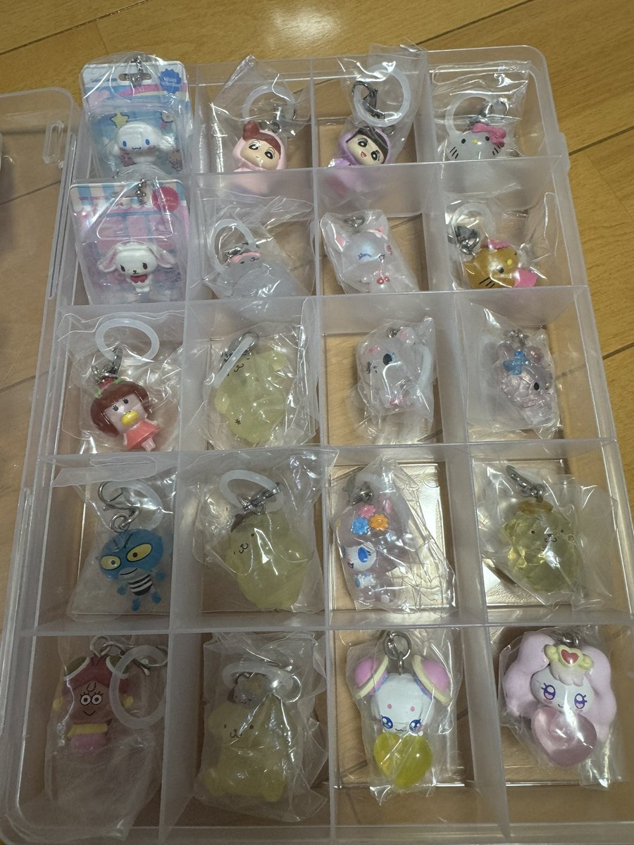 n_litg's tweet photo. ガチャガチャめじるしアクセサリー 交換 サンリオちいかわキティディズニーはなかっぱポムポム

(譲)画像1〜4枚目

(求)けろけろパーティー　サンリオキーリング＞未所持交換＞買取　１〜3枚目は4枚目より複数点以上抱き合わせ優先

郵送　PayPay
お断りは♡ ご了承ください
お気軽にお声掛けください https://t.co/IoDnLd7LCJ