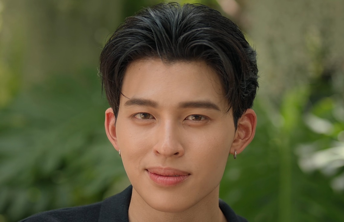 pondppphu's tweet photo. The way his eyes softened as soon as peach mentioned his love interest (well, himself, really)(peach) (🍑), pond naravit the actor you are!!!! https://t.co/MqRC1WwvPW