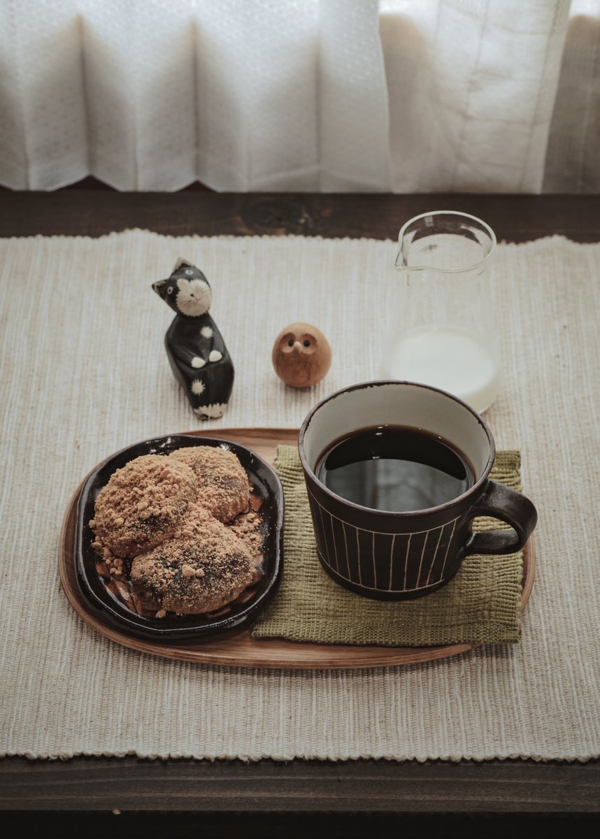 coffee_semi's tweet photo. 午前きなこわらび餅コーシードゾ☕️でした #蝉乃珈琲 https://t.co/3TxR3pbJO9