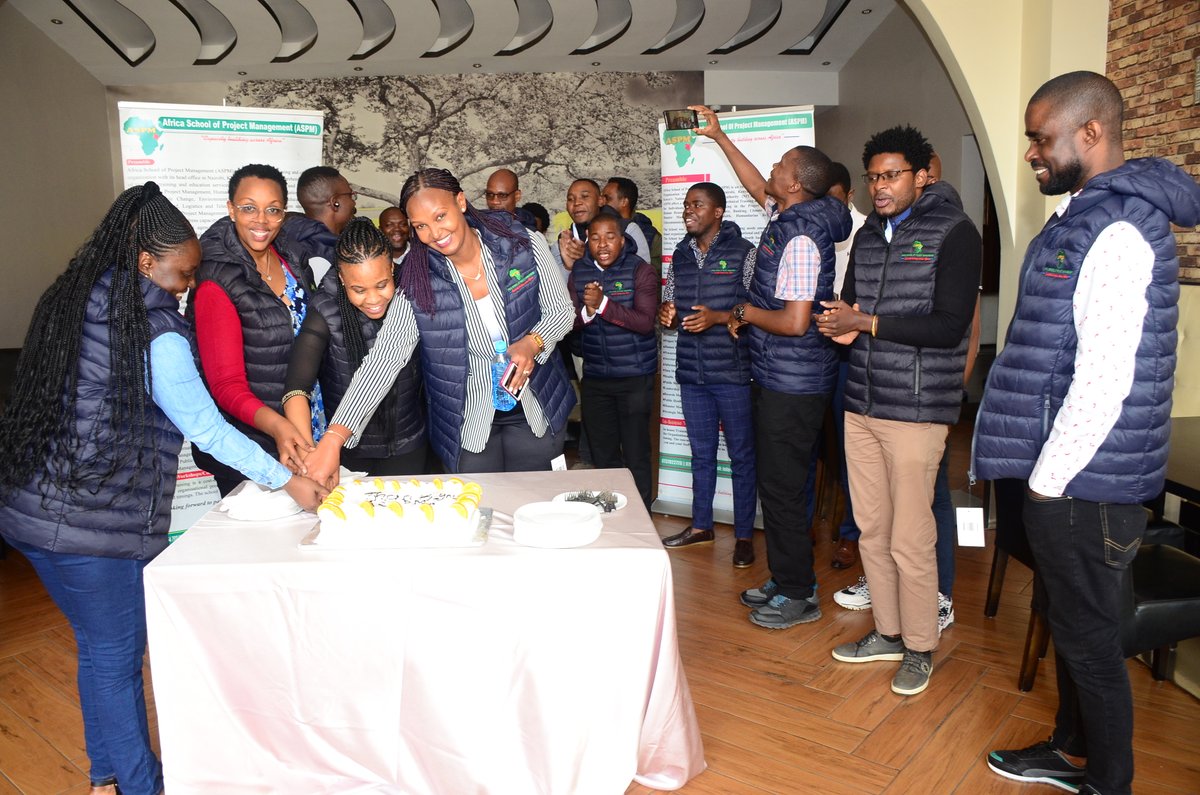 aspm_ke's tweet photo. Welcome to the second half of the year.
There’s still time to learn something new, sharpen your skills, and invest in your professional growth.

Progress is in taking the next step. Here’s to six months of growth, new opportunities, and continuous learning.

#ContinuousLearning https://t.co/rNHLmARM3X