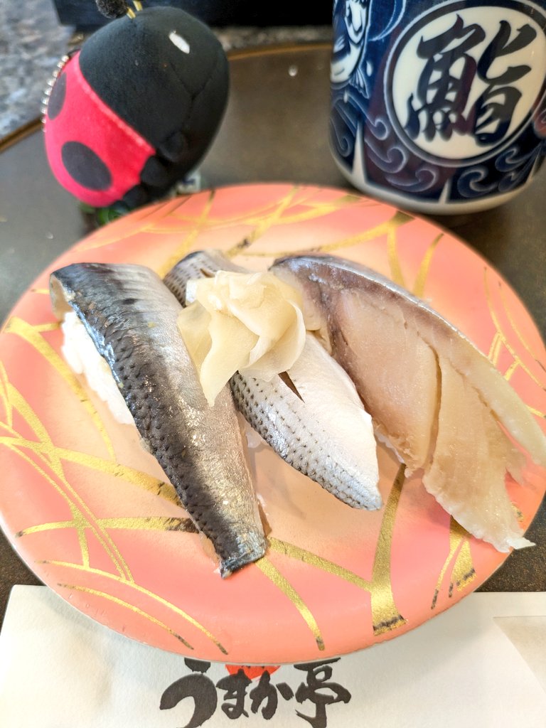 shiota_sekkotu's tweet photo. 今日のお昼ごはんは

燃えよ光もの
青三『ブルースリー』

いや… 本当なんだってば (；・∀・)
『ブルース・リー』ではない(笑)

#福島市 #ランチ https://t.co/BVkh1vA0Y6