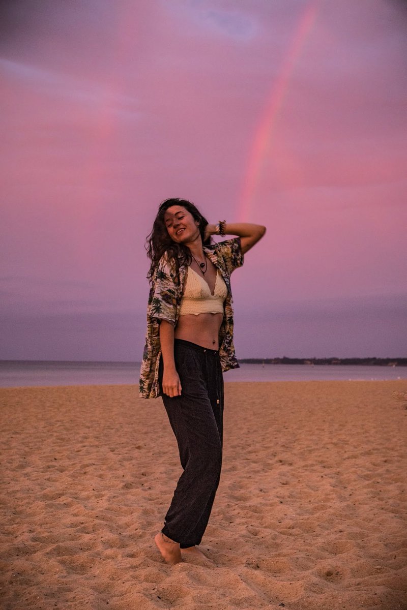 eliana_jordan's tweet photo. at 23, i was backpacking around southeast asia.

working random jobs. saving money.
traveling. repeating.

at 27, i was living in a van in australia.

working as a scuba instructor. exploring the country.

at 30, i learned how to code and started working in corporate.

at 35, i live from my apps and answer to nobody.

if you’re in your 20s stressing because you haven’t “made it” yet…

relax.

most people don’t get where they want to be at 22.

or 25.

or even 30.

i had very little money through most of my 20s

and they were some of the happiest years of my life.

don’t rush into the next decade.

don’t try to live your 30s when you’re 23.

enjoy the age you’re in.

you don’t get it back.

stressing about becoming a millionaire in your twenties won’t give you your twenties back.