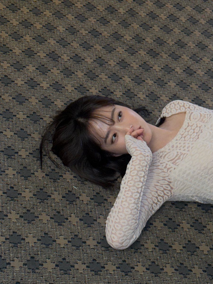bymysideby's tweet photo. 여자 얼굴 ㅁㅊ... ♡ https://t.co/loDHYHphAd